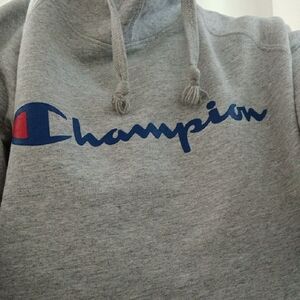 Womens Champion Sweatshirt